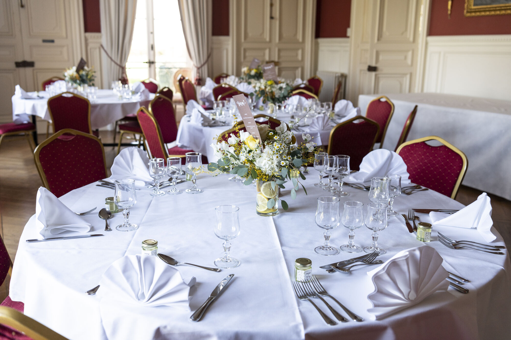 Table de mariage au Chateau Laverdines