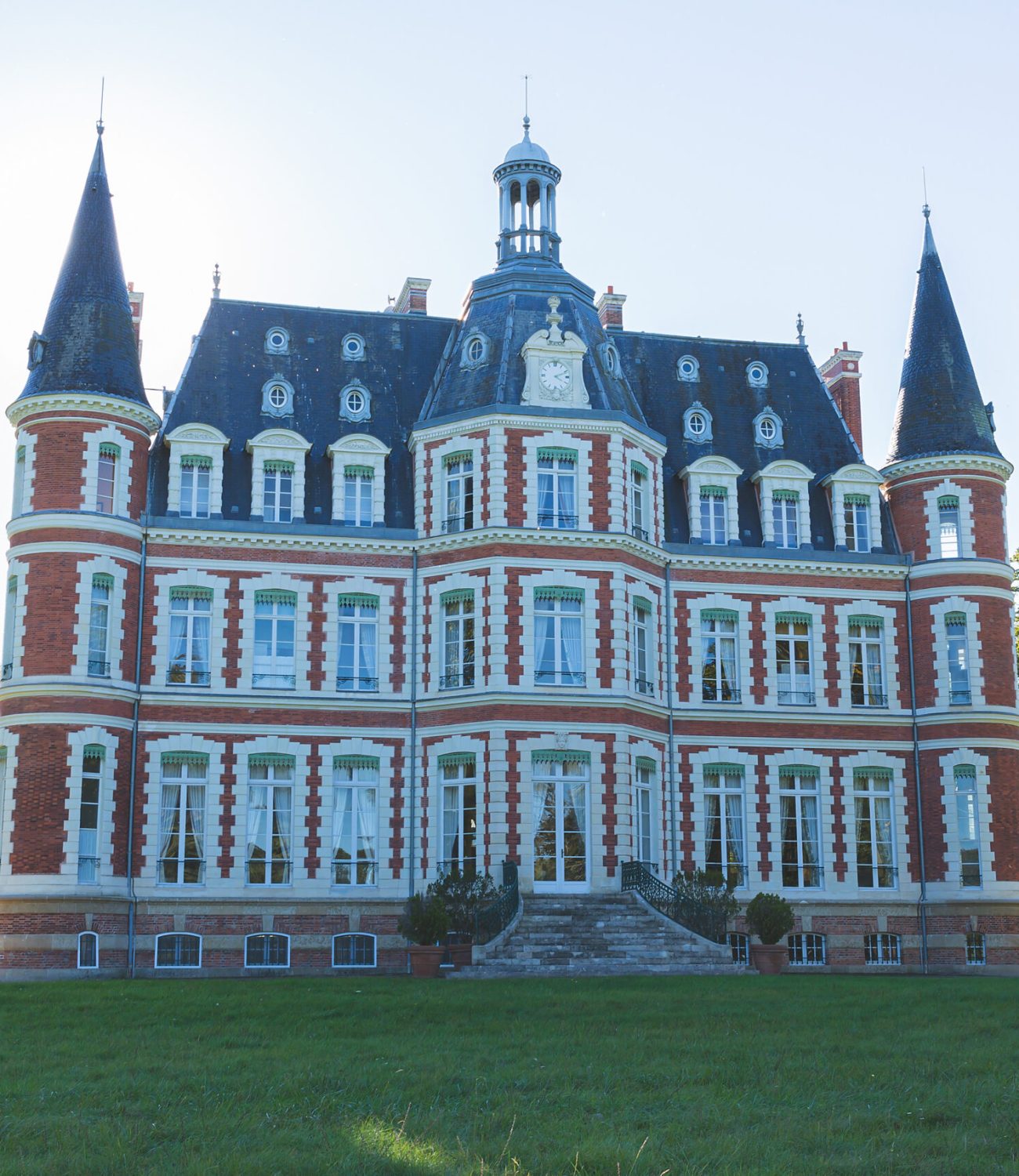 Location de chateau pour séminaire, mariage et séjour